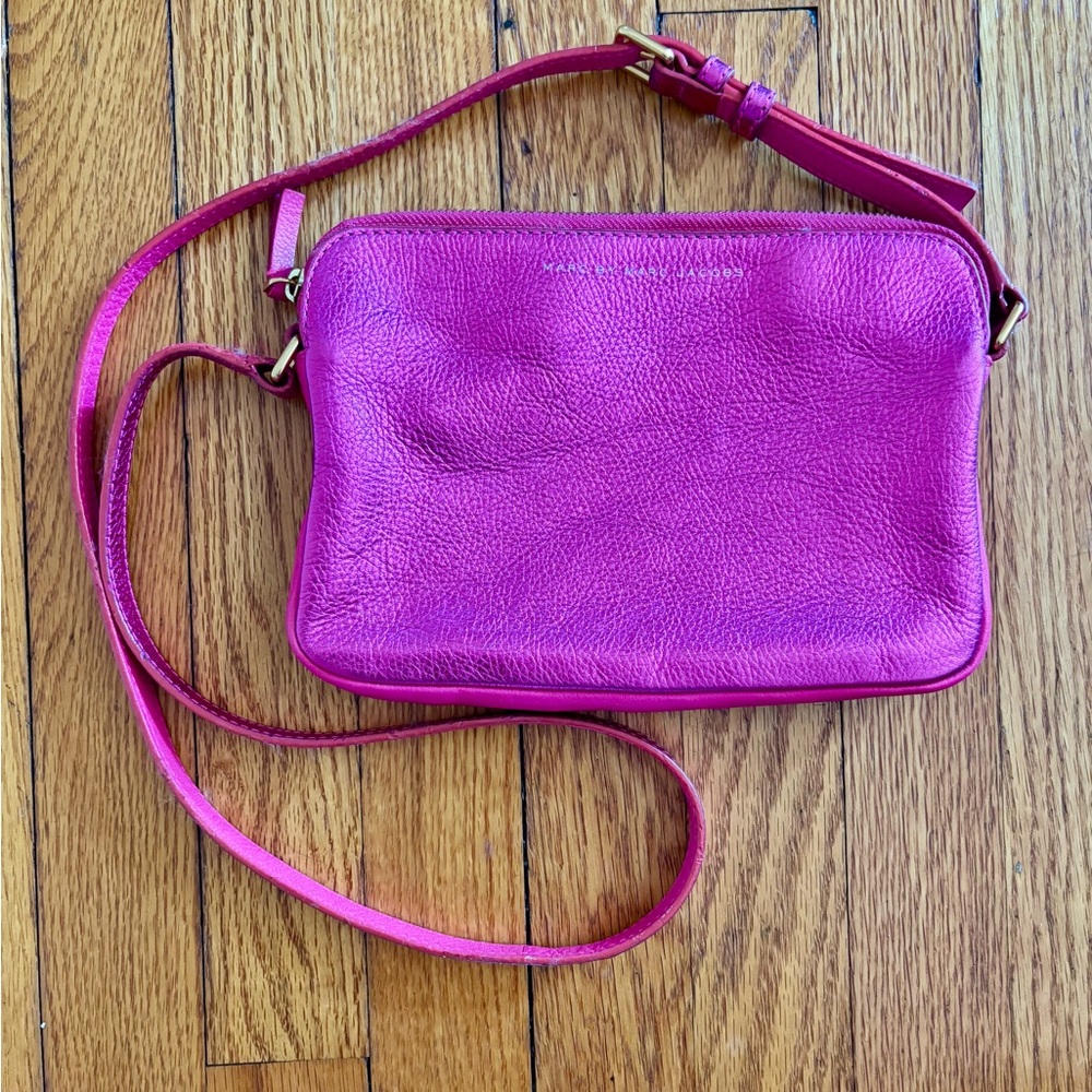 Marc by Marc Jacob’s Metallic Fuschia Pink Leather Crossbody Bag